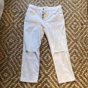 Lucky Brand mid rise white cropped jeans 6/28